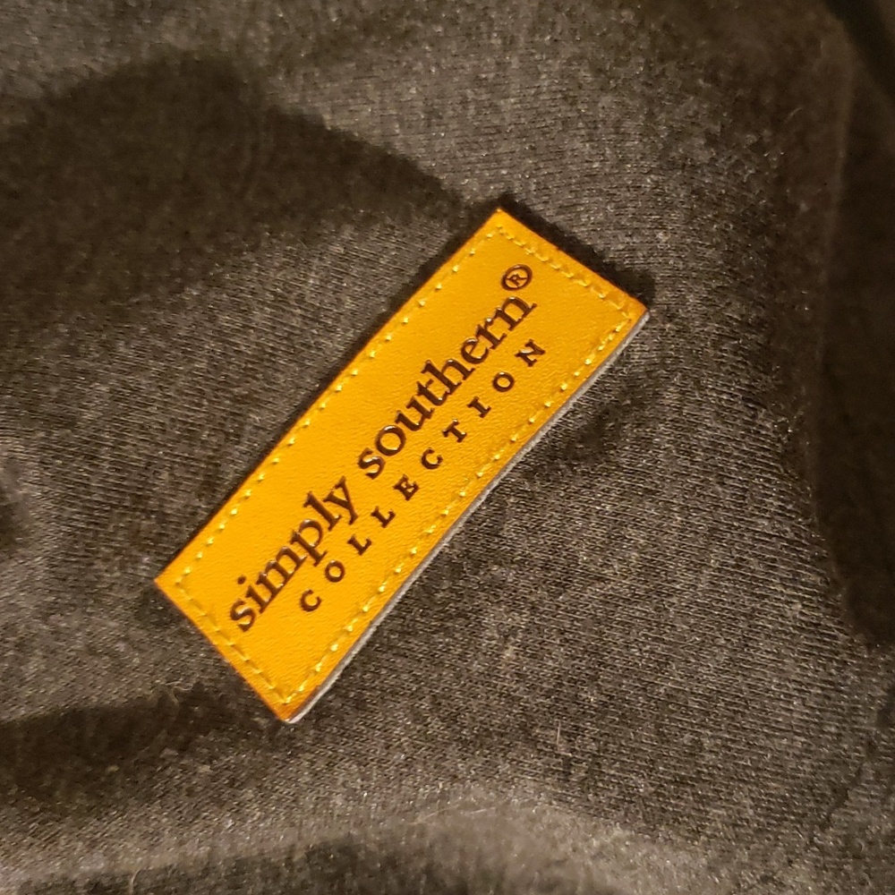 Simply Southern Size L-NWOT - Picture 4 of 4